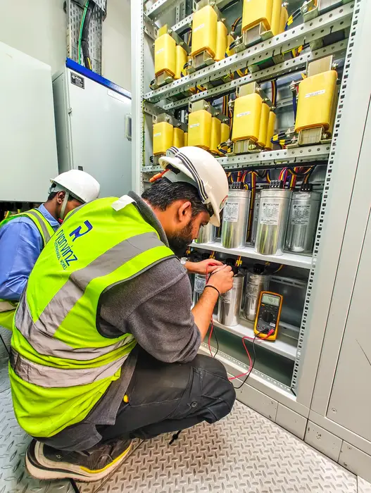 Ryan Vinz engineering team on-site in the UAE