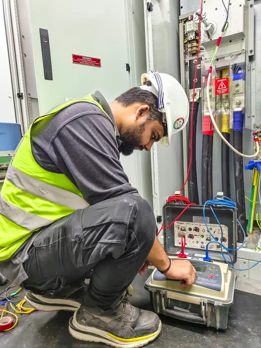 Ryan Vinz engineering team on-site in the UAE