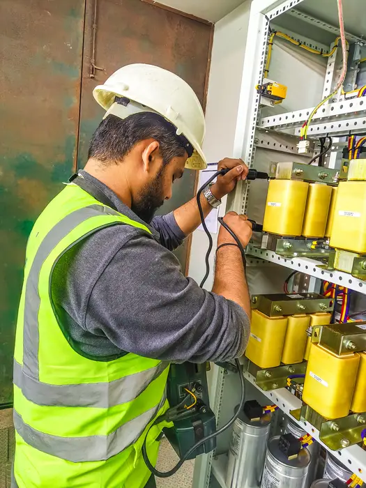 Ryan Vinz engineering team on-site in the UAE